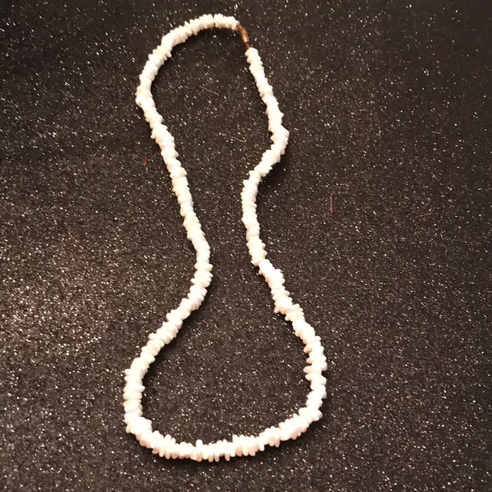 Puka white vintage necklace